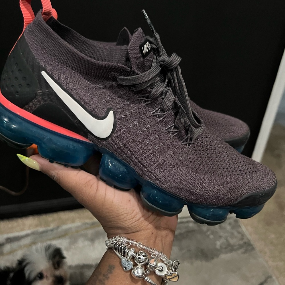 Size 8.5 vapor max